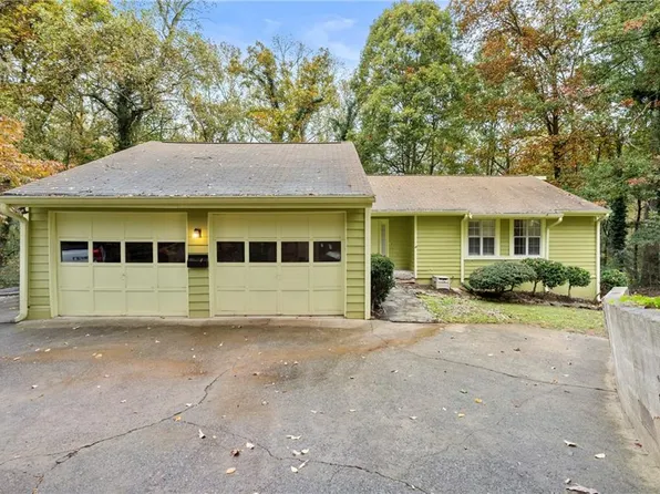545 Longleaf Dr, Roswell, GA 30075