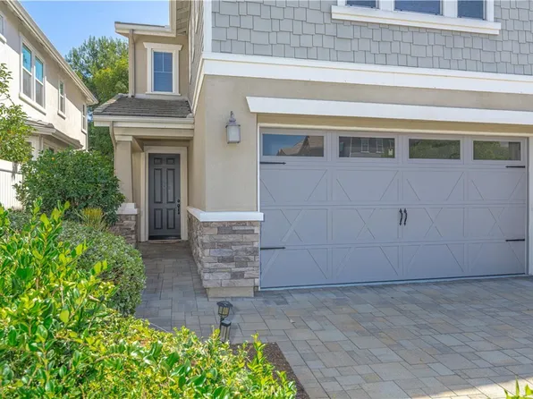 22 Willow Way, Lake Forest, CA 92630