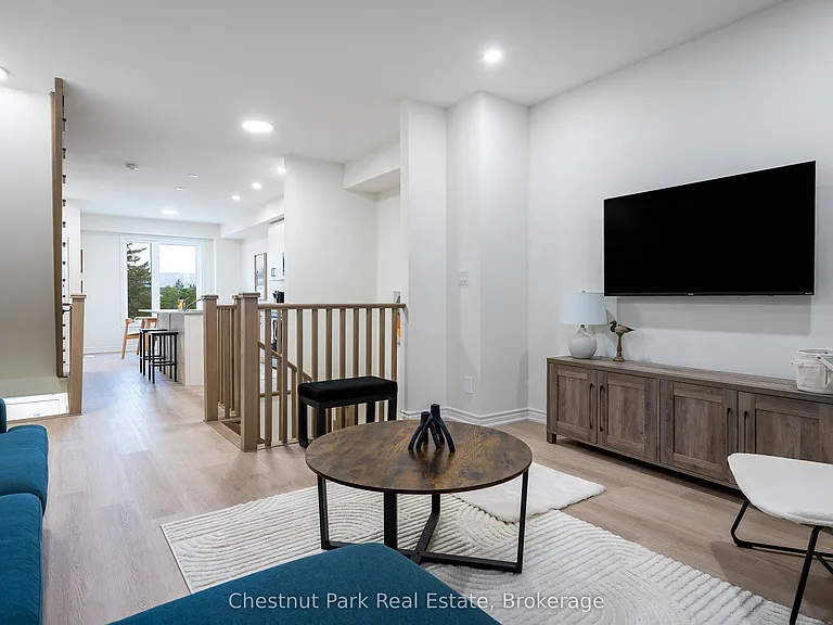 35 Dawson Dr #3 — Photo 2