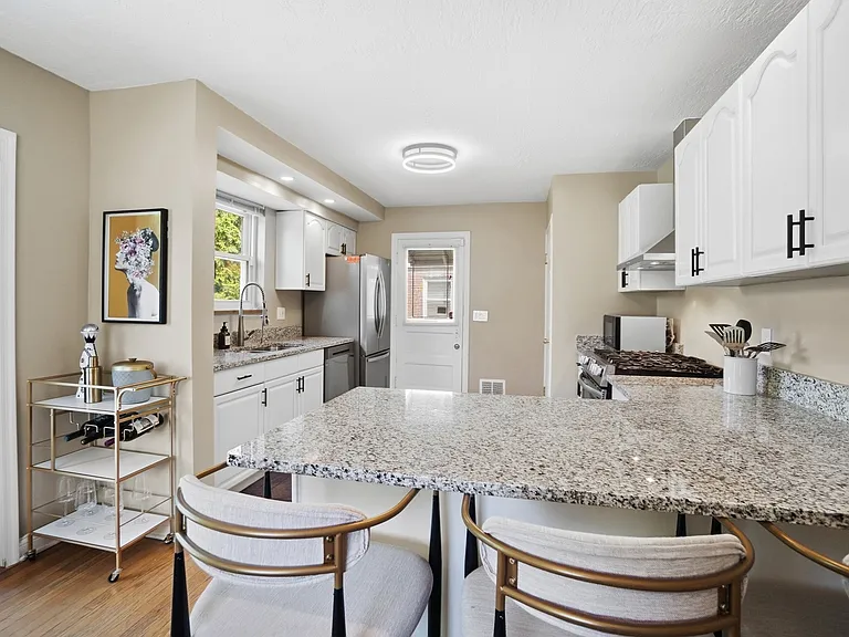 4157 Paxton Woods Ln — Photo 18