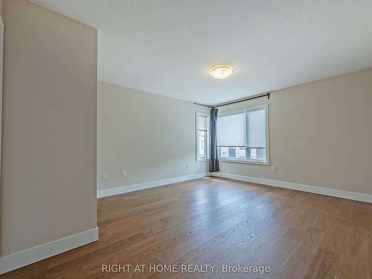 1960 Dalmagarry Rd #34 — Photo 21