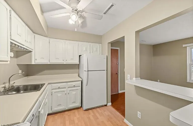 4787 Columbia Rd #204 — Photo 14