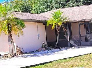 407 11th St SW, Ruskin, FL 33570