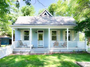 1735 Llewellyn Rd, Swansea, IL 62223