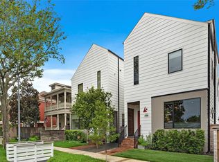615 E 11th 1/2 St #B, Houston, TX 77008