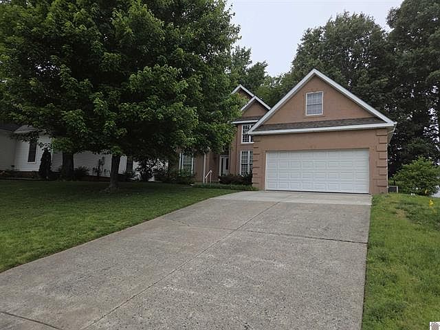 1st image of 901 Aspen Way