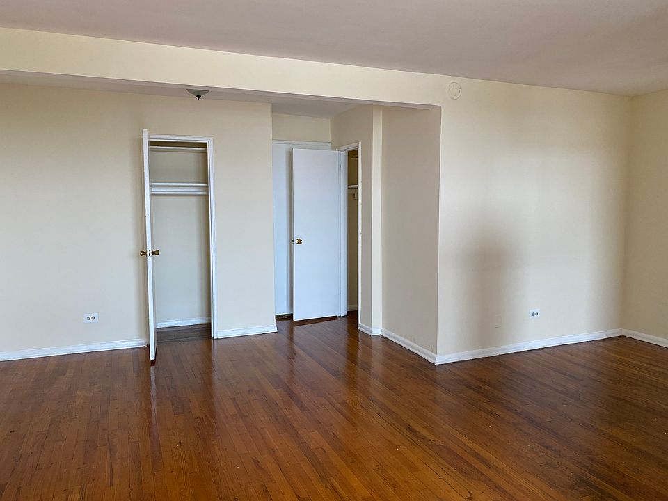 1st image of 71-67 Parsons Blvd #2