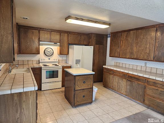 2nd image of 2491 Brentwood Dr