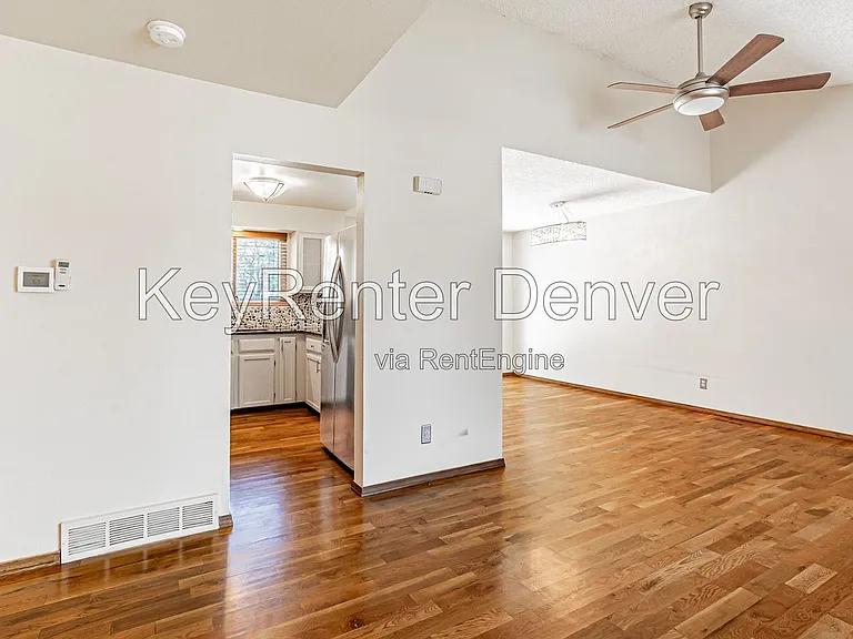 4423 S Elati St — Photo 2