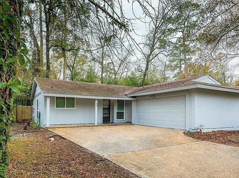 49 Blue Fox Rd — Photo 1