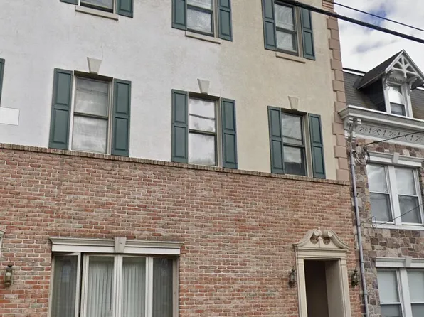 49 S 4th St Floor 2, Hamburg, PA 19526