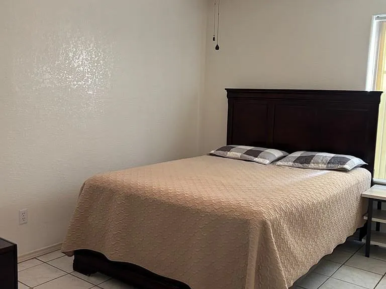 114 E Constellation Dr — Photo 7