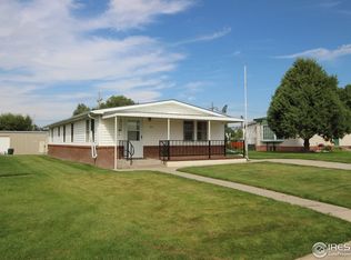 735 S Washington Ave, Haxtun, CO 80731