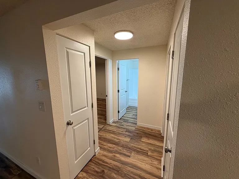 727 SW Drumwood Ave — Photo 17