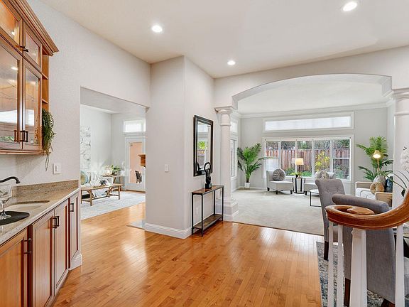 5th image of 2159 Vizcaya Cir