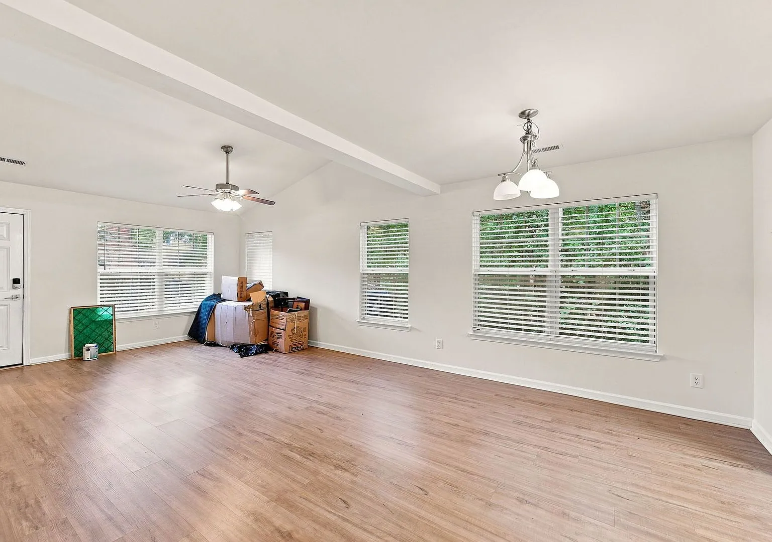 Easy One-Level Living in North Charleston — Photo 4