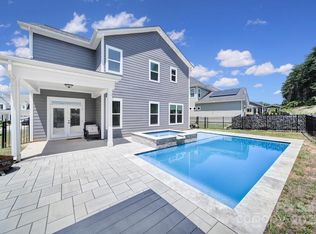 1358 Cedardale Ln, Denver, NC 28037