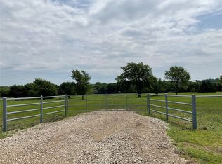 1149 County Road 4642, Trenton, TX 75490