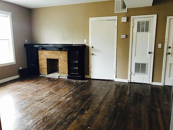 3rd image of 1250 N Keeler Ave #2N