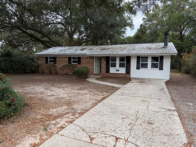 1st image of 7702 Sabra Dr