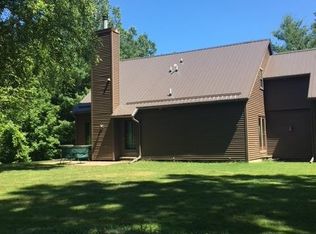 7706 Pingree Rd, Pinckney, MI 48169