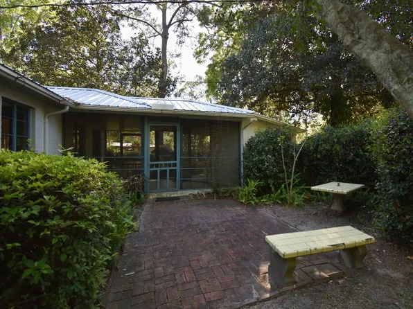 3309 NW 3rd St, Gainesville, FL 32609