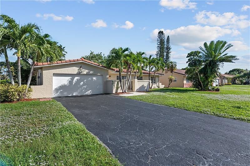 1st image of 3961 NW 109th Ave
