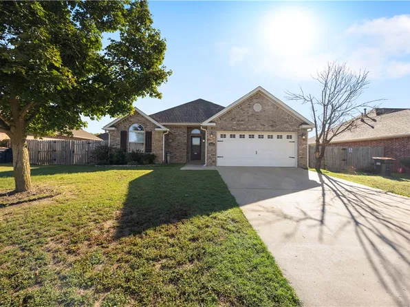 4547 Sadie St, Springdale, AR 72762