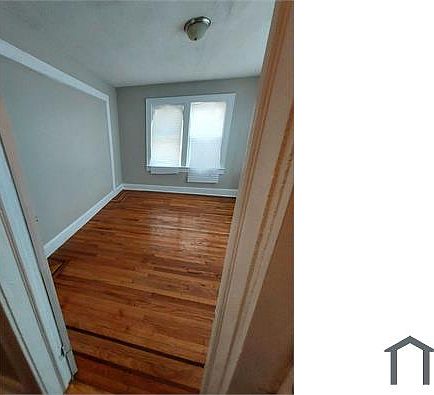 5th image of 13 Bamford Pl #I