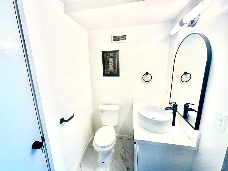 780 Amana St #17 — Photo 7