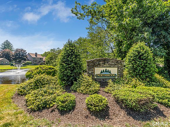 5th image of 16 Stillmeadow Circle #16