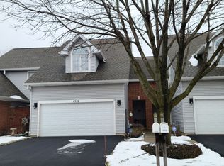 1552 W Ethans Glen Dr, Palatine, IL 60067