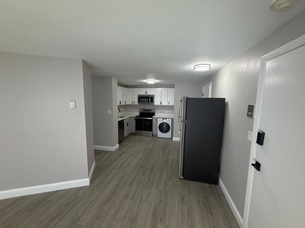 10 Dongary Rd APT 3