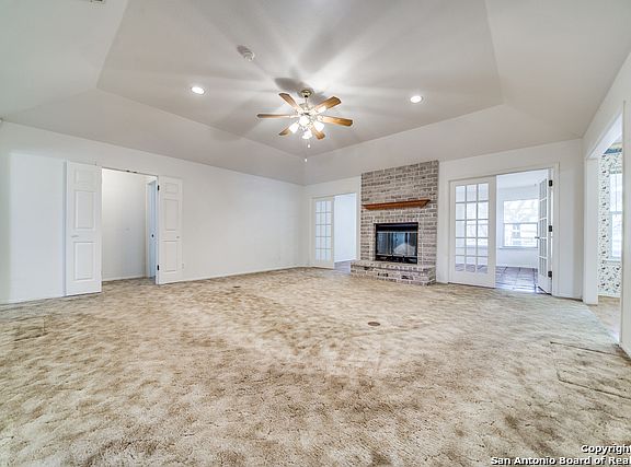4th image of 144 Lake View Dr