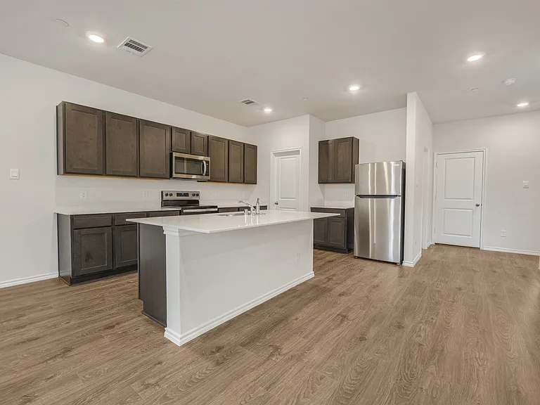 7009 Moonflower Ln — Photo 8