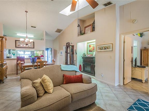 5th image of 39650 Us Highway 19 N APT 1414