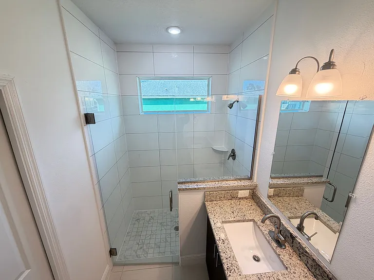 2481 San Filippo Dr SE — Photo 36