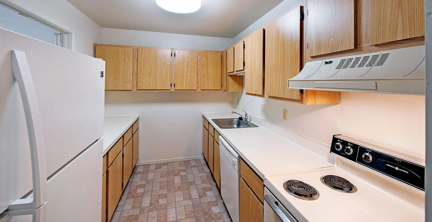 Treetops Apartments — Photo 4
