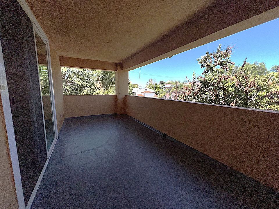 Building Photo 5
