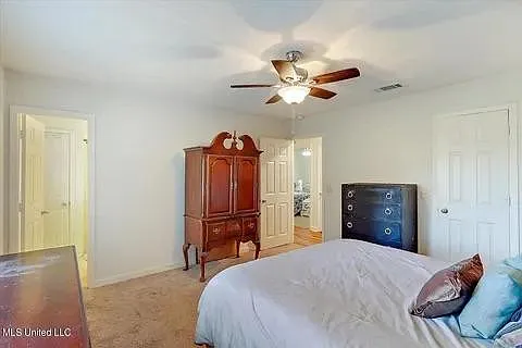 631 Live Oak Dr — Photo 13