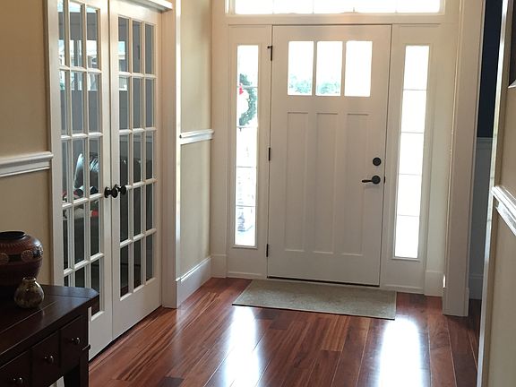 Foyer (Office R | Dining L)