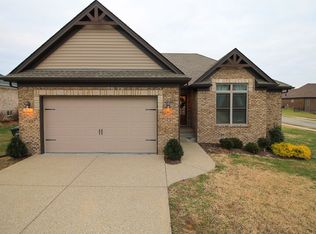 208 S Cole Ridge Dr, Shepherdsville, KY 40165