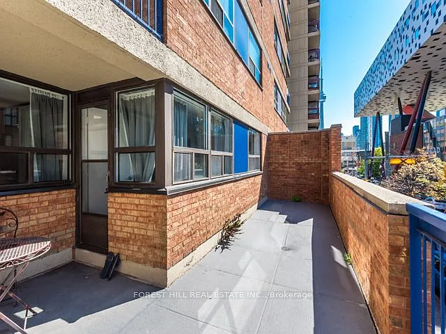105 McCaul St #202 — Photo 18