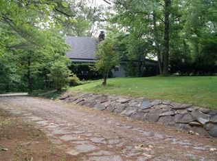 1484 Burgess Falls Rd, Cookeville, TN 38506