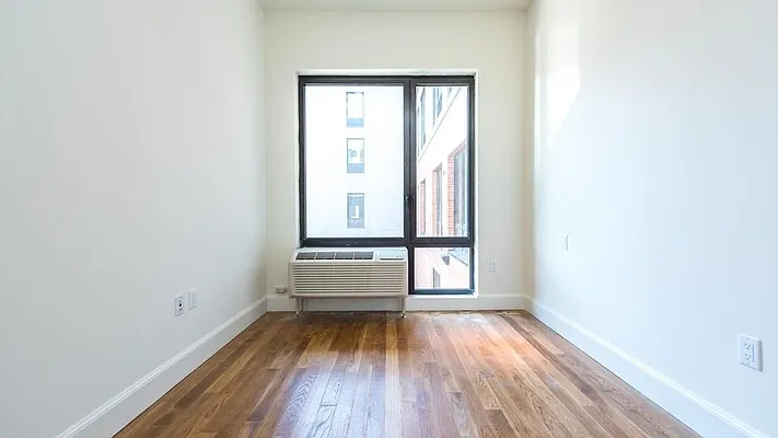 Rented by Nooklyn NYC LLC | media 41