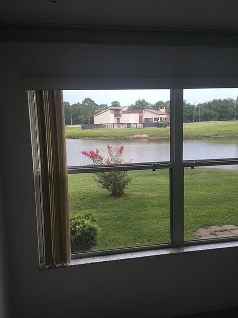 1st image of 17103 Sandalwood Dr