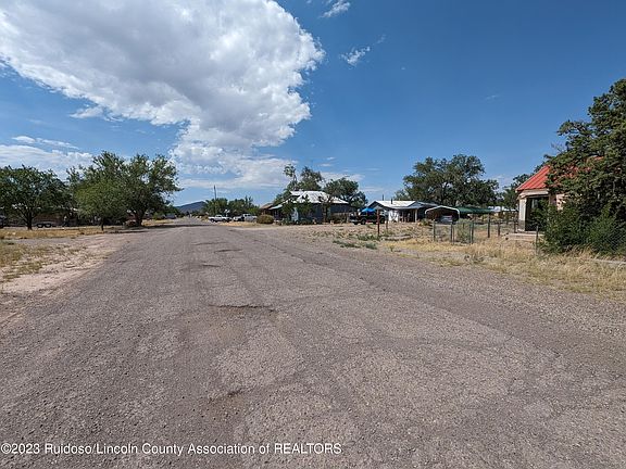 3rd image of 1004-1002 C Ave