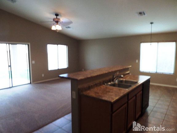 4th image of 432 W Dexter Way