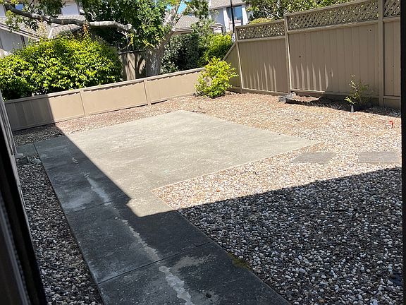5th image of 796 Vespucci Ln