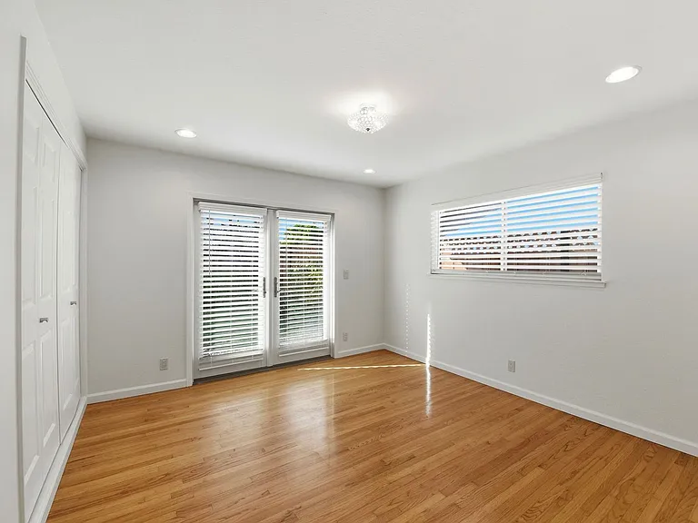 1559 Chambers Dr — Photo 31